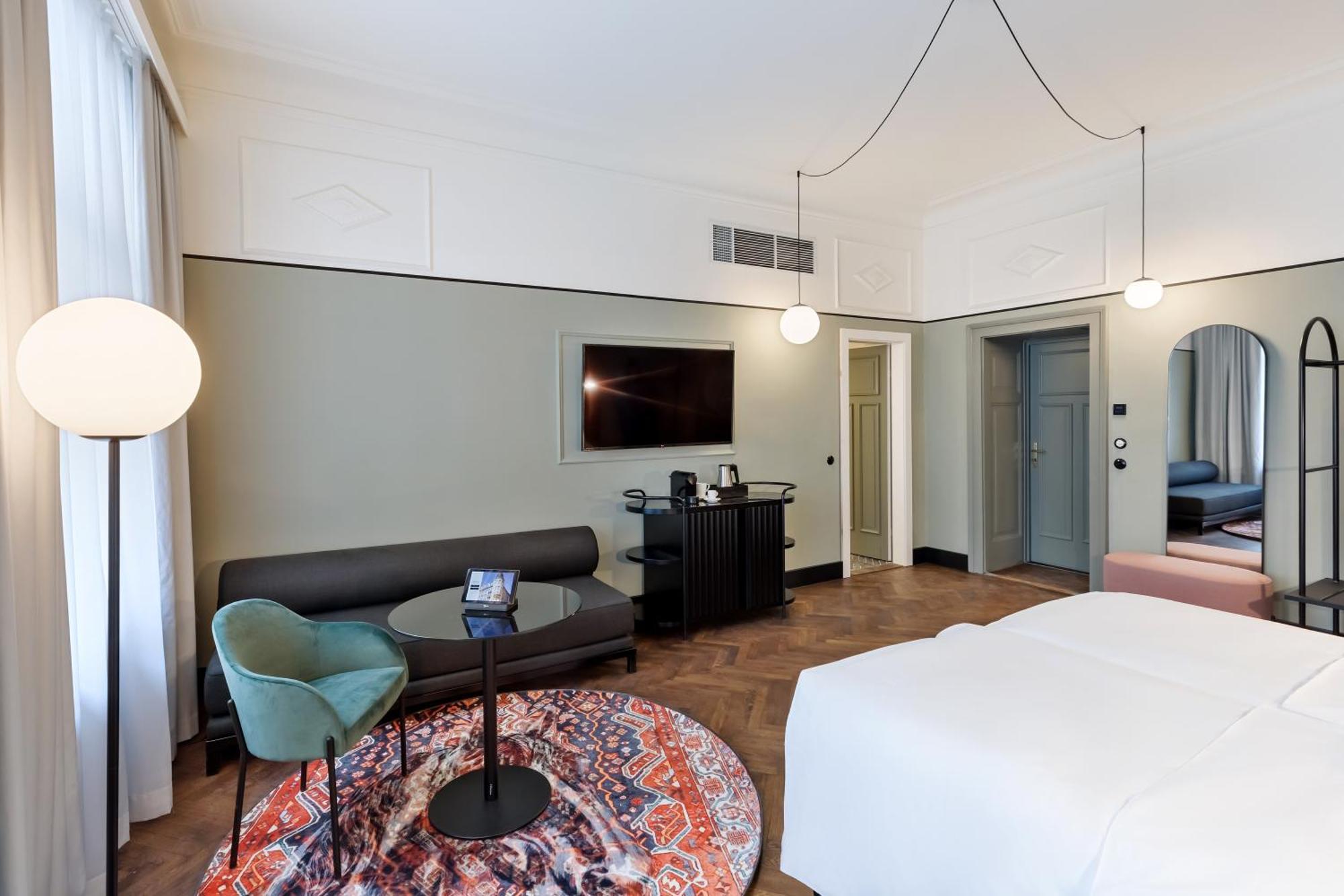Hotel Astoria Vienna, Curio Collection By Hilton Wien Exterior foto
