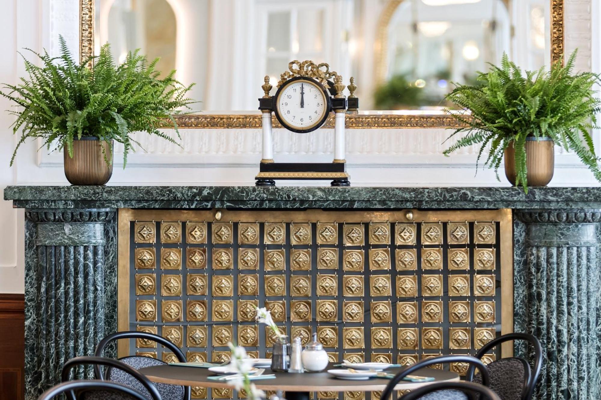 Hotel Astoria Vienna, Curio Collection By Hilton Wien Exterior foto